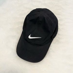 Nike Black Featherlight Dri-fit Baseball Hat
